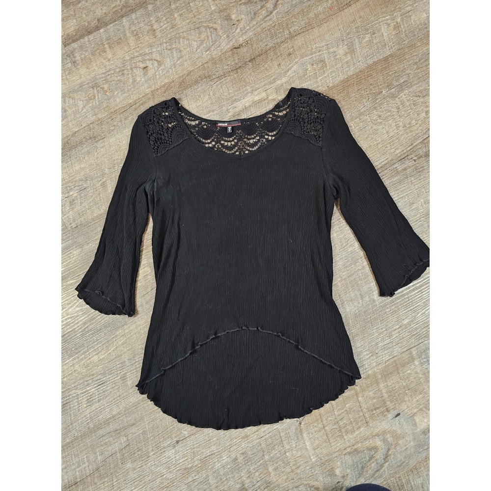 Love Culture Black Gauze Crochet Lace High Low Bell Sleeve Blouse Womens Small